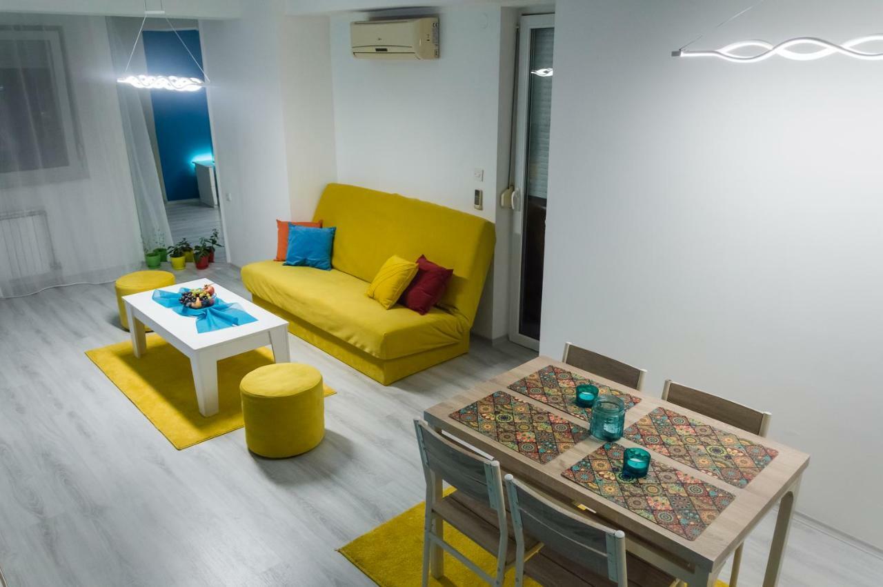 Aatma Apartment Skopje Buitenkant foto