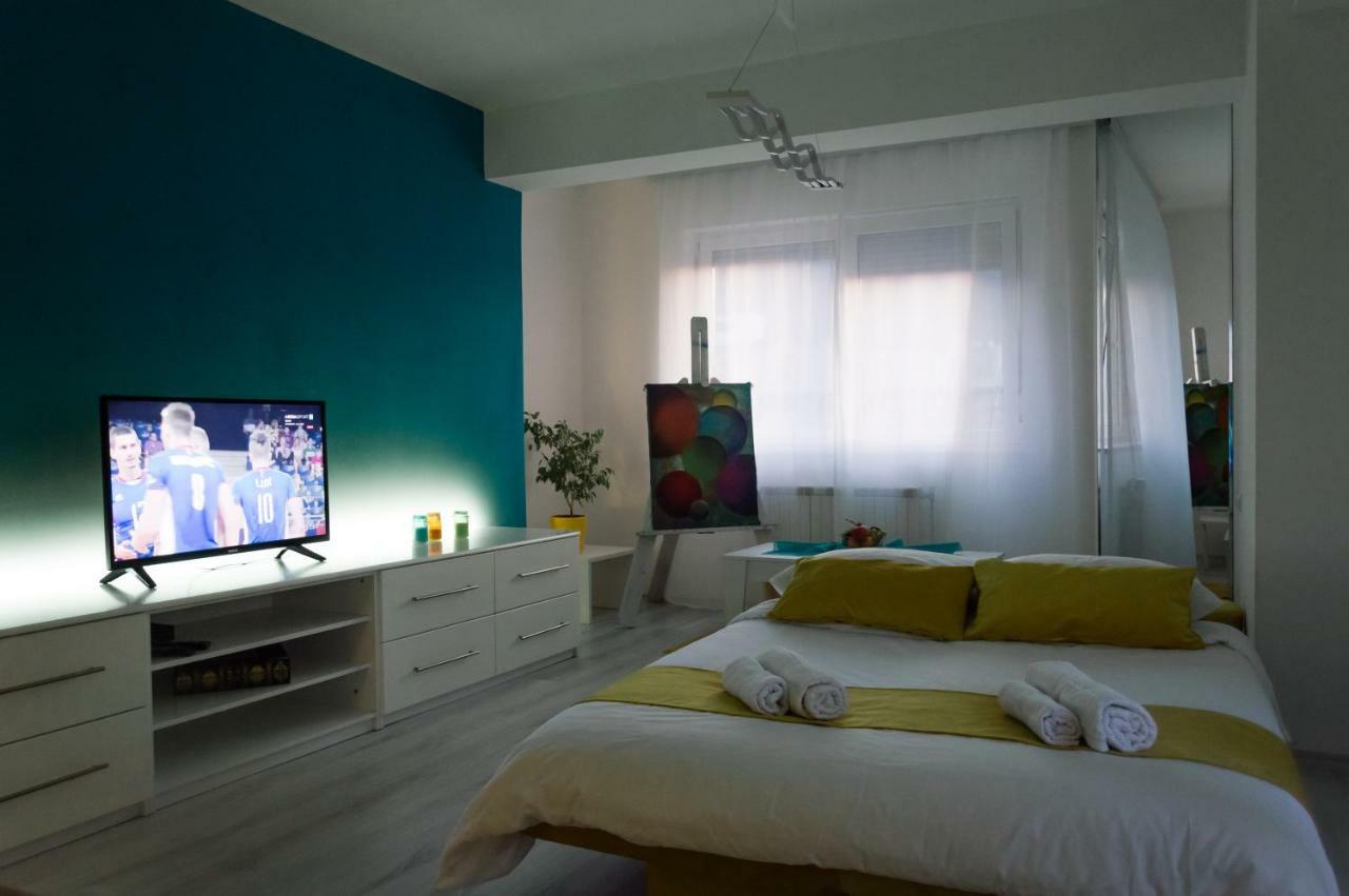 Aatma Apartment Skopje Buitenkant foto