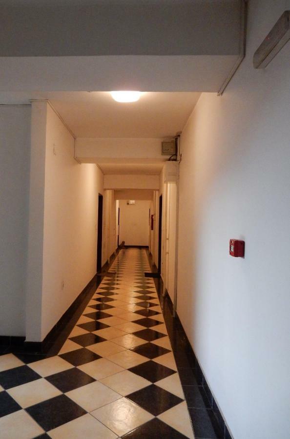 Aatma Apartment Skopje Buitenkant foto